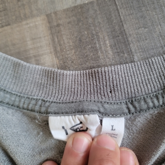 Ten tree Grey Long Sleeve size large - Picture 3 of 6